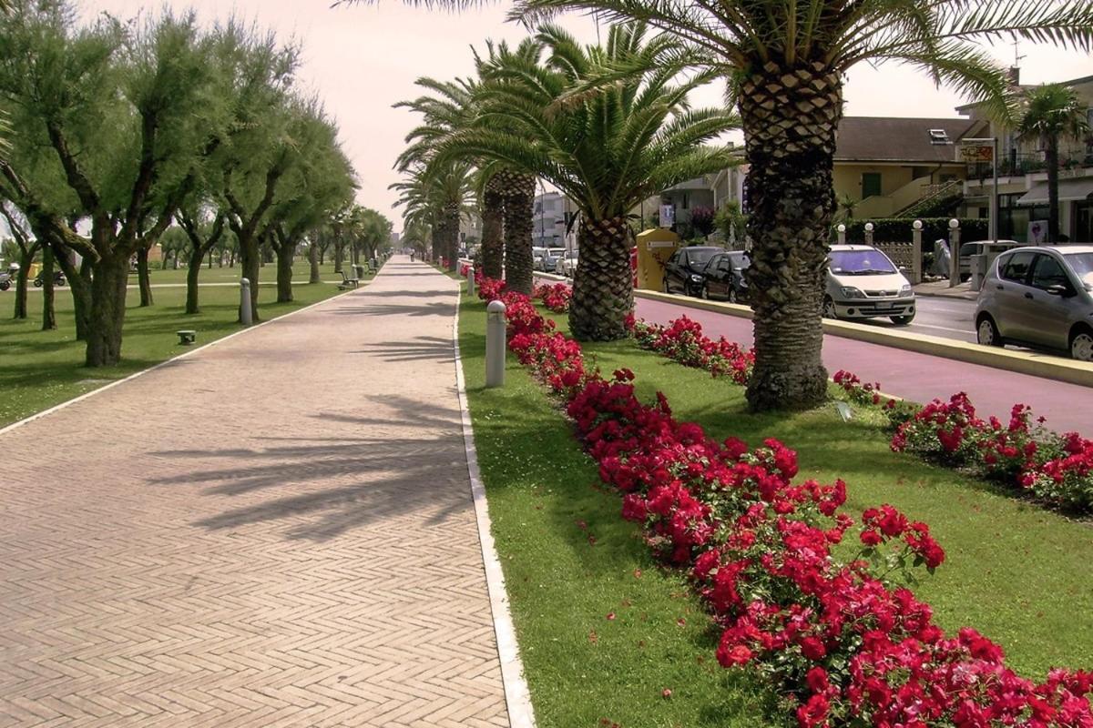 Appartement La Conchiglia à Porto SantʼElpidio Extérieur photo